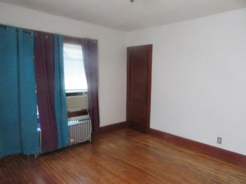 23 State St, Chicopee, MA 01013 photo 9