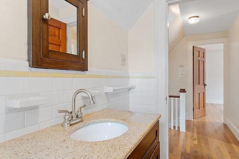 32 Heather St, Beverly, MA 01915 photo 23