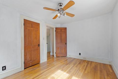 32 Heather St, Beverly, MA 01915 photo 6