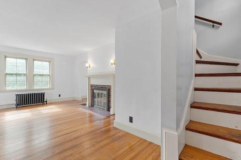 32 Heather St, Beverly, MA 01915 photo 17