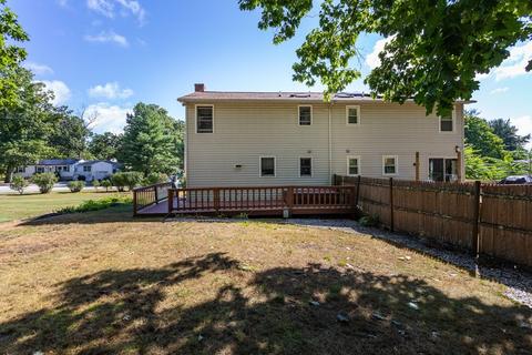 97 Outlook Dr, Worcester, MA 01602 photo 5