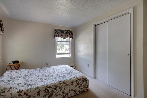 97 Outlook Dr, Worcester, MA 01602 photo 16