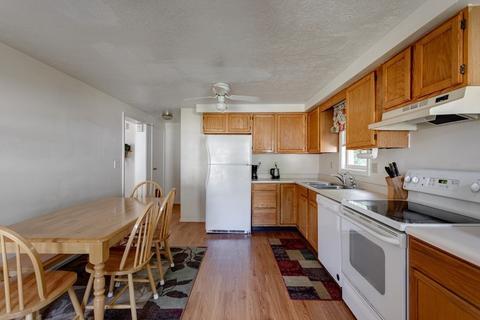 97 Outlook Dr, Worcester, MA 01602 photo 23