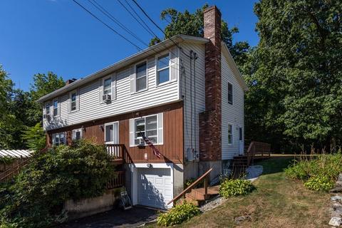 97 Outlook Dr, Worcester, MA 01602 photo 2