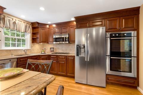 16 Keith Rd, Reading, MA 01867 photo 16