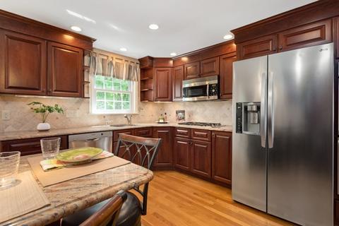 16 Keith Rd, Reading, MA 01867 photo 14