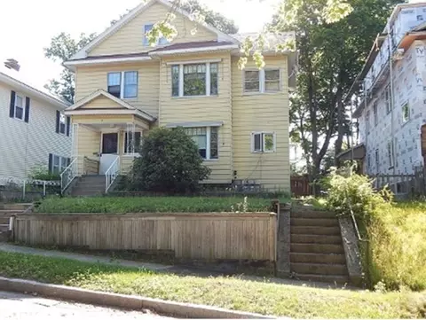 4 Guild Rd, Worcester, MA 01602 photo 1