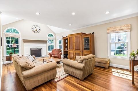 75 Culloden Dr, Canton, MA 02021 photo 7