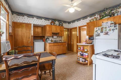 18 Burton St, Worcester, MA 01607 photo 30
