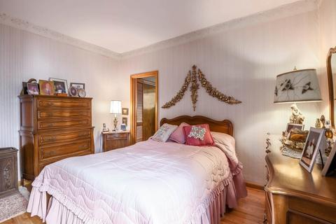 18 Burton St, Worcester, MA 01607 photo 10