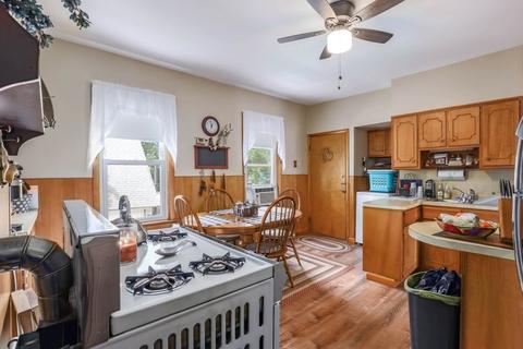 18 Burton St, Worcester, MA 01607 photo 17