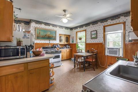 18 Burton St, Worcester, MA 01607 photo 31