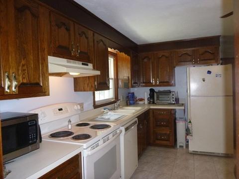 8 Brigham Rd, Berlin, MA 01503 photo 5