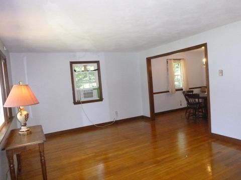 8 Brigham Rd, Berlin, MA 01503 photo 3