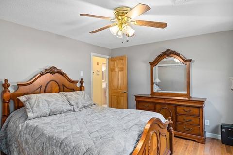 63 Brookside Ave, Webster, MA 01570 photo 9