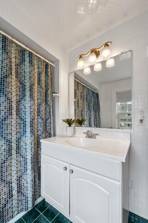 32 Pickwick Rd, Marblehead, MA 01945 photo 28