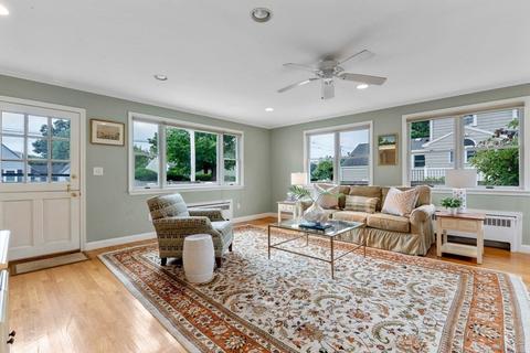 32 Pickwick Rd, Marblehead, MA 01945 photo 17