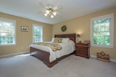 2 Gaskill St, Mendon, MA 01756 photo 22