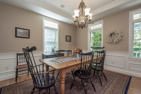 2 Gaskill St, Mendon, MA 01756 photo 11
