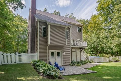 2 Gaskill St, Mendon, MA 01756 photo 40