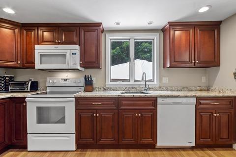 181 Parker St, Maynard, MA 01754 photo 7