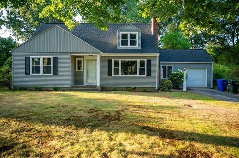 42 Brewster St, Springfield, MA 01119 photo 2