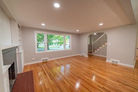 42 Brewster St, Springfield, MA 01119 photo 11