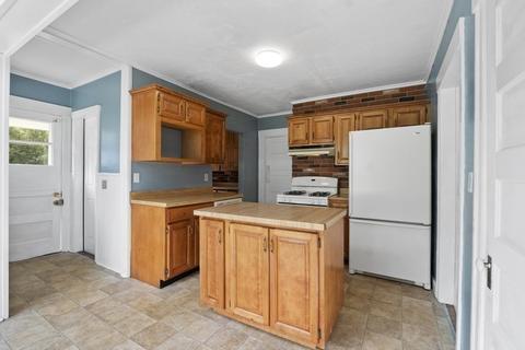 170 Whitmarsh Ave, Worcester, MA 01606 photo 16