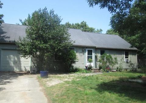 60 Content Ln, Barnstable, MA 02635 photo 1