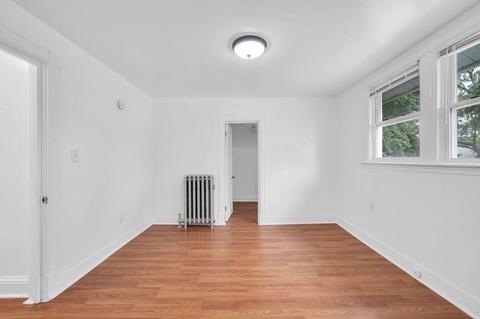 70 Freeman Ter, Springfield, MA 01104 photo 32