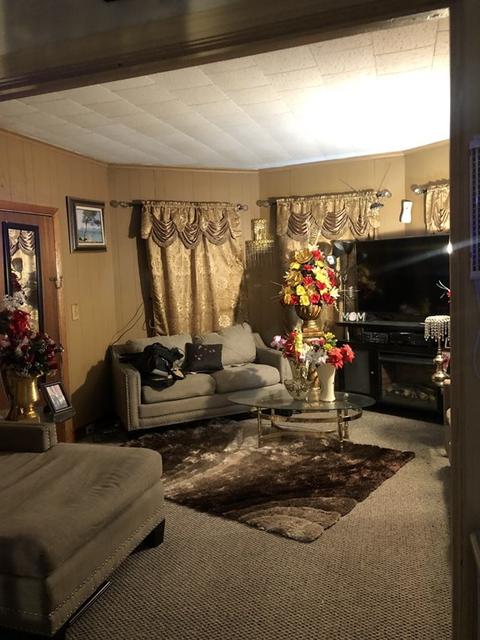 29 Whitcomb St, Webster, MA 01570 photo 4