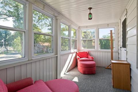 55 Thornfell St, Springfield, MA 01104 photo 6