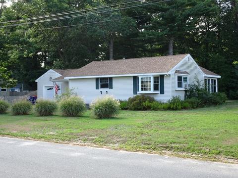 8 Stephen Ave, Wareham, MA 02571 photo 2