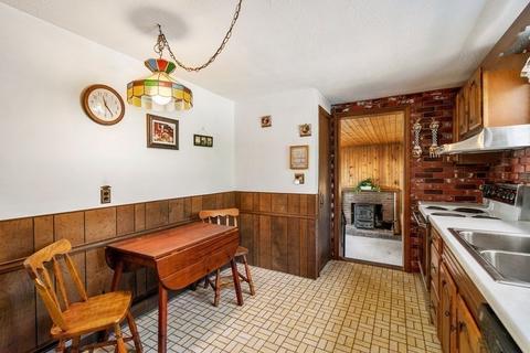 6 Cole Rd, Danvers, MA 01923 photo 11