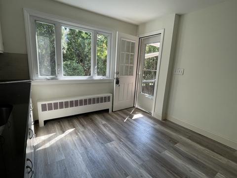 47 Granger St, Springfield, MA 01119 photo 5