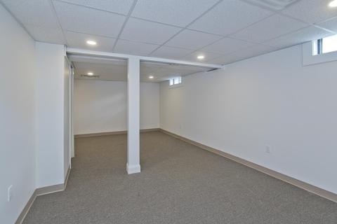 249 Gresham St, Springfield, MA 01119 photo 25