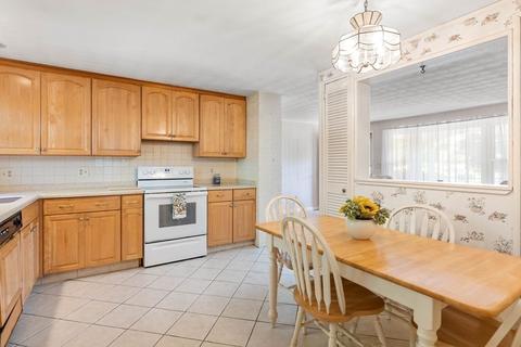 28 Cabot Rd, Danvers, MA 01923 photo 3