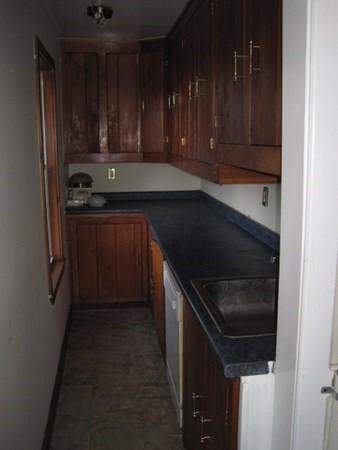 9 Oswald St, Worcester, MA 01607 photo 10