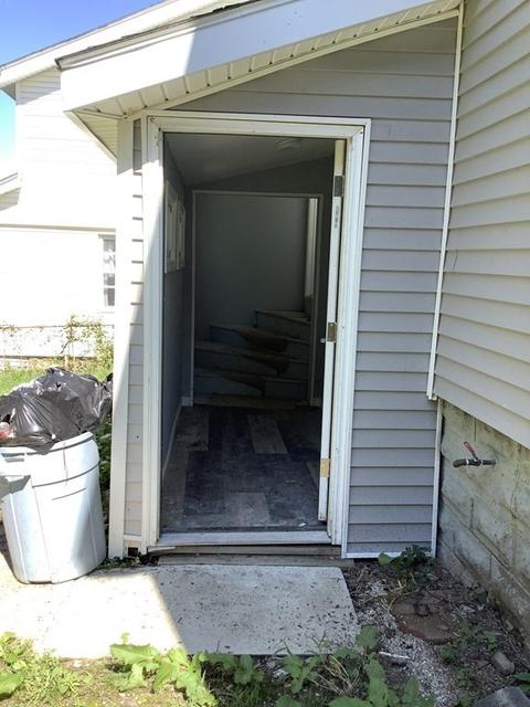 85 Hilton St, Chicopee, MA 01020 photo 32