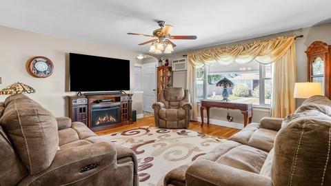 19 Blakely Ct, Fall River, MA 02720 photo 9