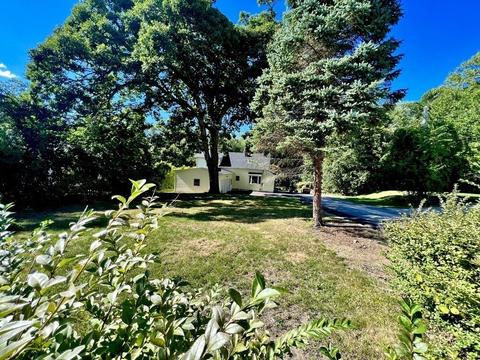 2 Rolfe Ave, Worcester, MA 01604 photo 3
