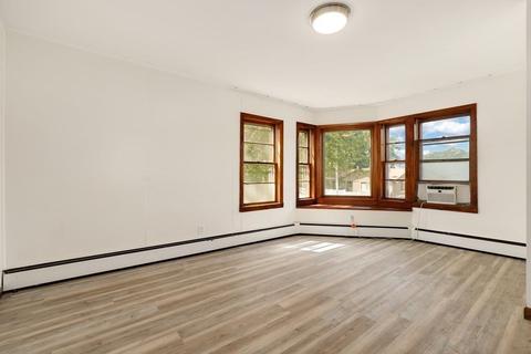 106 Orient St, Worcester, MA 01604 photo 8