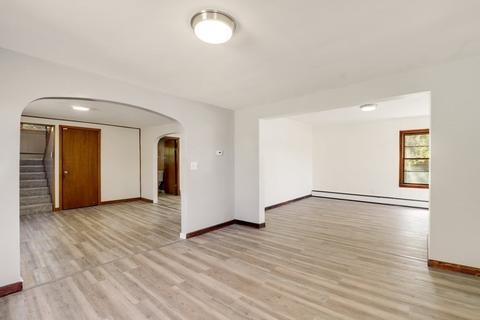 106 Orient St, Worcester, MA 01604 photo 6