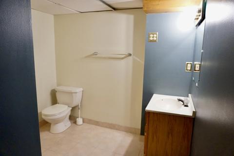 21 Chalmers St, Springfield, MA 01118 photo 23