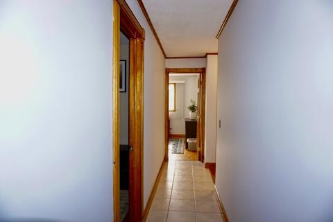 21 Chalmers St, Springfield, MA 01118 photo 16