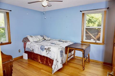 21 Chalmers St, Springfield, MA 01118 photo 15