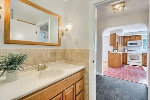 5 Glen Ave, Upton, MA 01568 photo 12