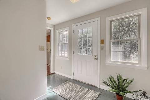 5 Glen Ave, Upton, MA 01568 photo 4