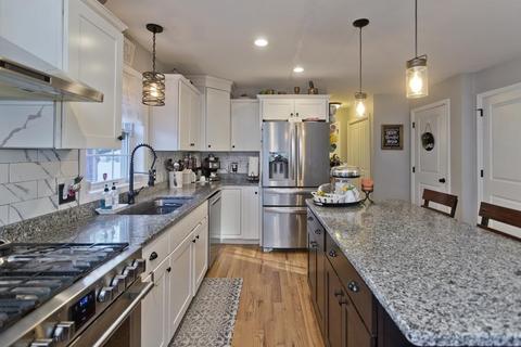 35 Laurence St, Springfield, MA 01104 photo 10