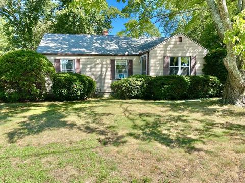 56 Brookside Cir, Springfield, MA 01129 photo 1